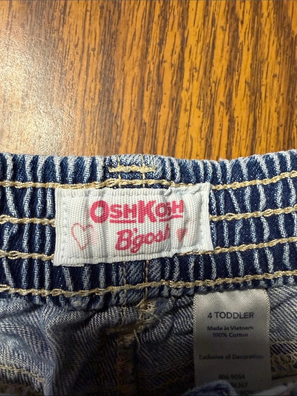 OshKosh B'gosh Light Blue Denim Capri Jeans with Pink Floral Trim